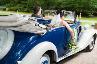 Hochzeitsarrangement im Oltimer Hotel, Bild: © Picture-Factory - fotolia.com